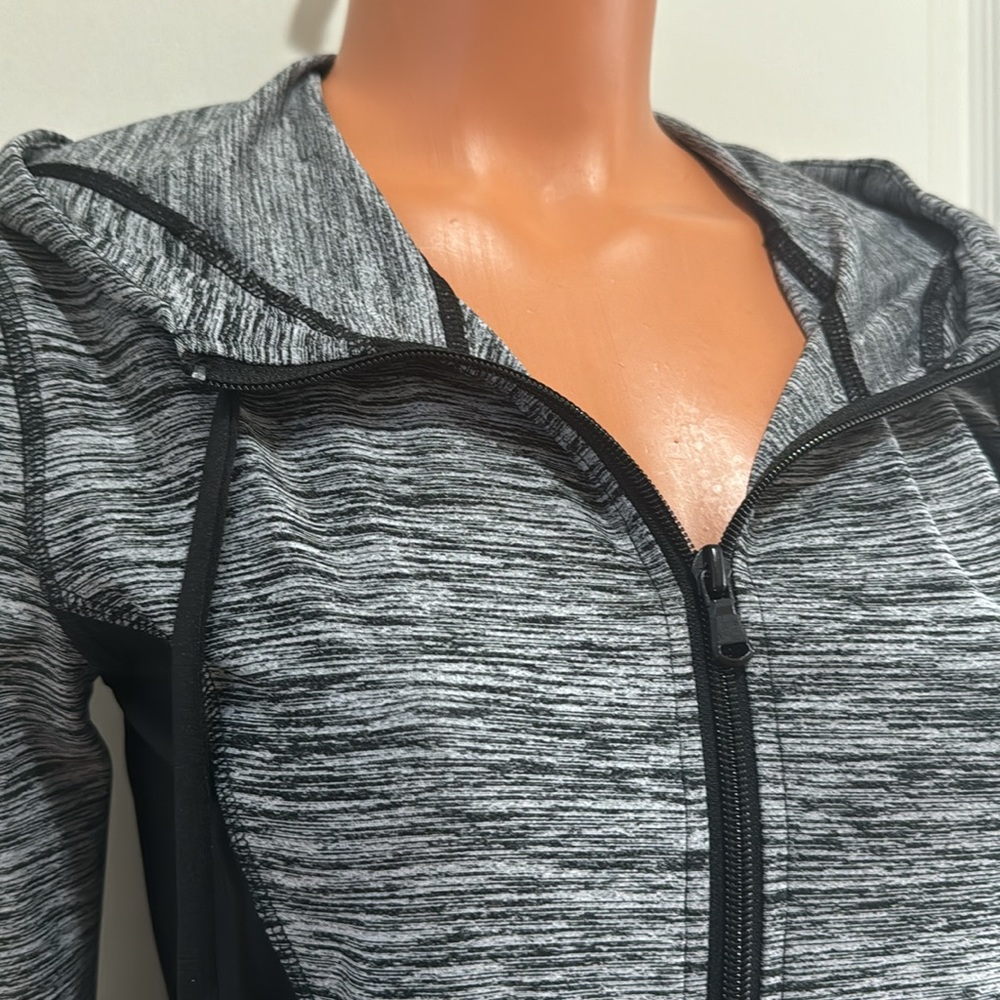 WHBM Athletic Athleisure Black Marled Jacket XS $90 EUC - Picture 3 of 12